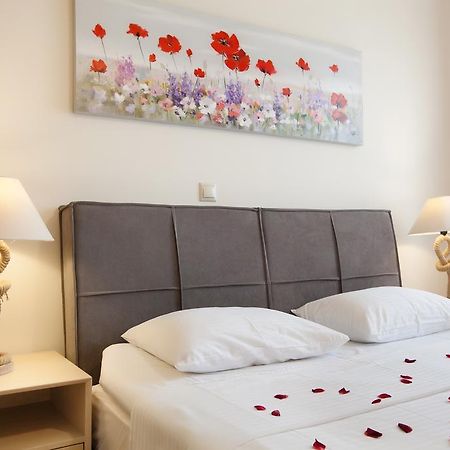 Petra Thea Apartments 2 Kalamata Extérieur photo